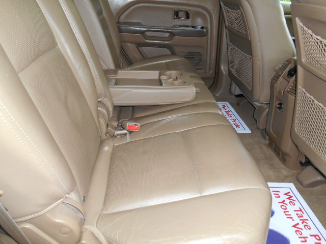 2004 Honda Pilot GS 43