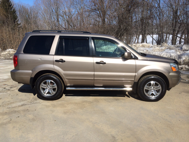 2004 Honda Pilot 2500hd LS 4X4