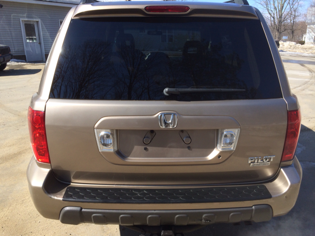 2004 Honda Pilot 2500hd LS 4X4