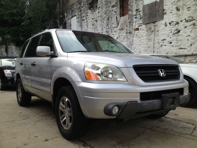 2004 Honda Pilot 2500hd LS 4X4