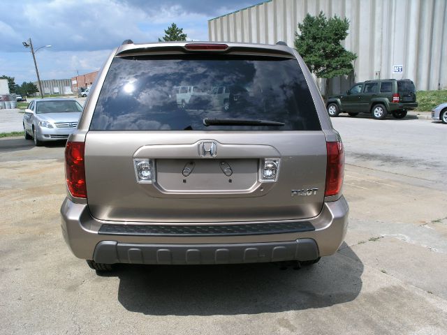 2004 Honda Pilot 2500hd LS 4X4