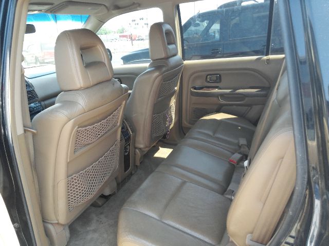2004 Honda Pilot 2500hd LS 4X4