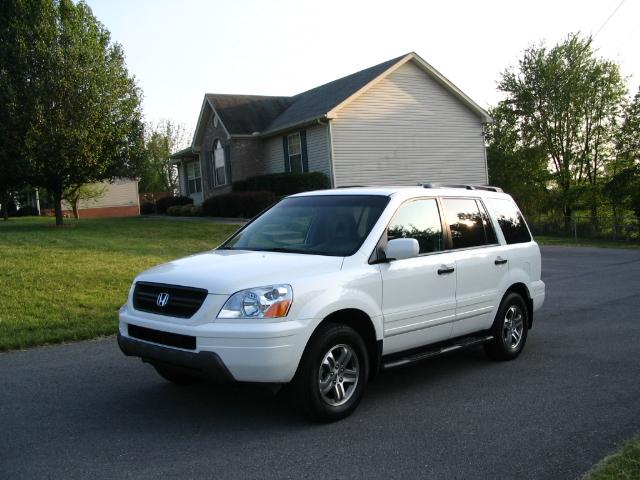 2004 Honda Pilot LS 2WD