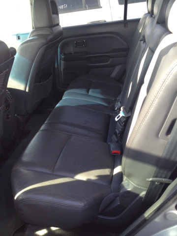 2005 Honda Pilot 2500hd LS 4X4