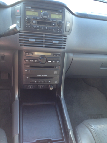 2005 Honda Pilot 2500hd LS 4X4