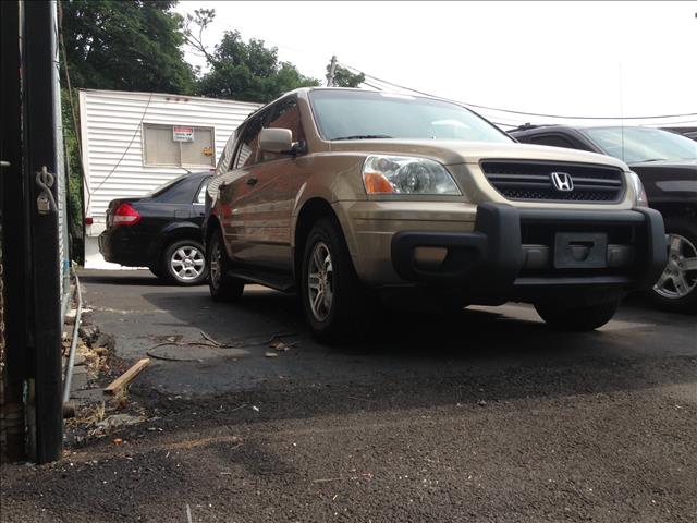 2005 Honda Pilot 2500hd LS 4X4