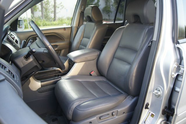 2006 Honda Pilot GS 43