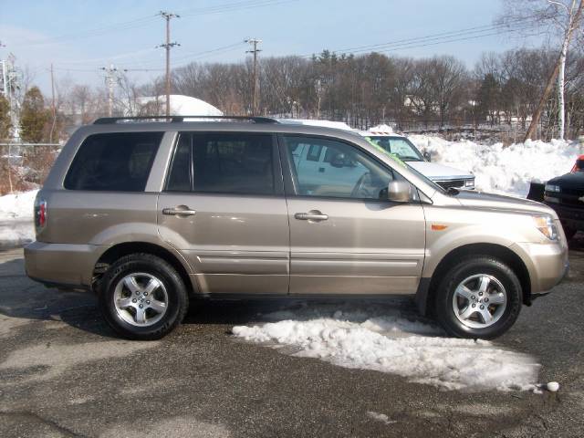 2006 Honda Pilot LS 2WD