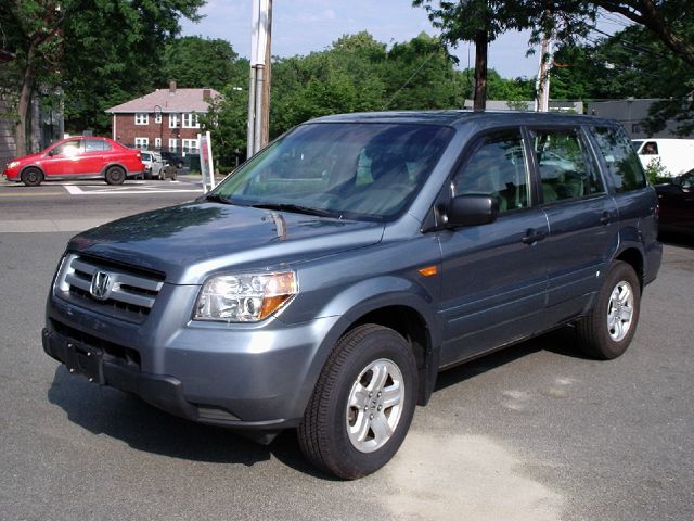 2006 Honda Pilot LS Truck