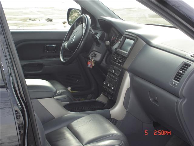 2006 Honda Pilot LS 2WD