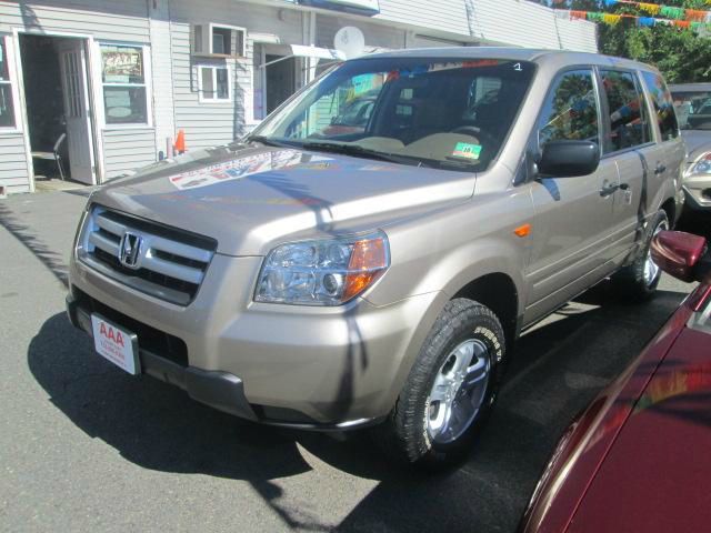 2007 Honda Pilot LS Truck