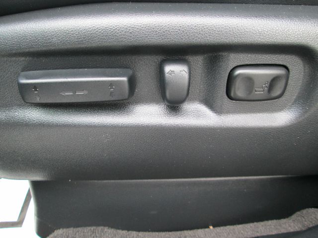 2010 Honda Pilot 5dr Wgn Auto SE 2.0T Quattro