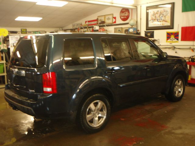 2011 Honda Pilot EXT CAB 157.5 WORK Truck
