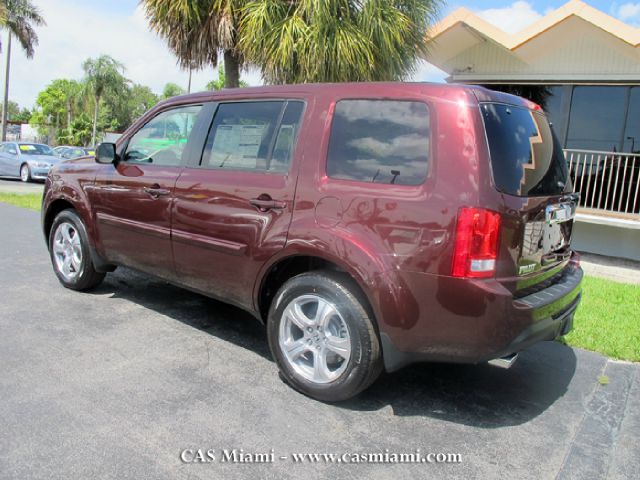 2013 Honda Pilot Base (All Wheel Drive Sport Utility)