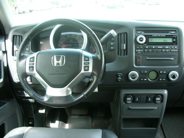 2006 Honda Ridgeline LT1 Ext. Cab Long Box 4WD