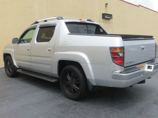 2006 Honda Ridgeline LT1 Ext. Cab Long Box 4WD