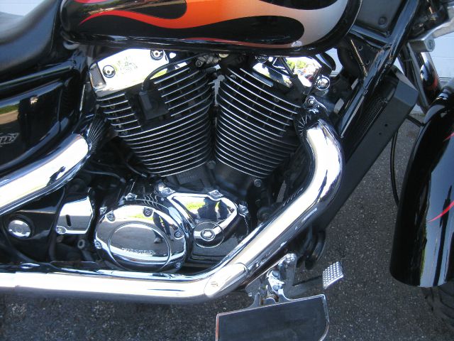 2005 Honda Shadow Sabre 1100 Sierra 35