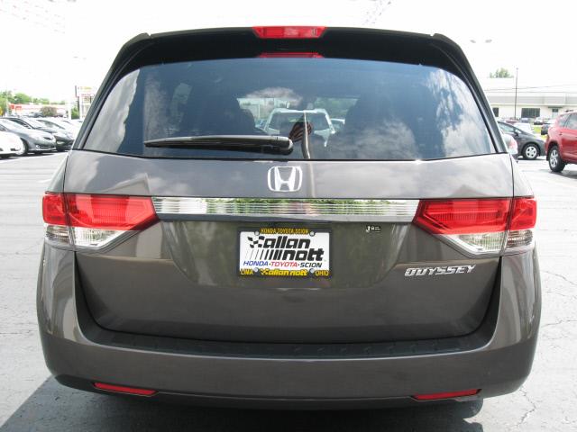 2014 Honda Unspecified SD SE 4DR FWD