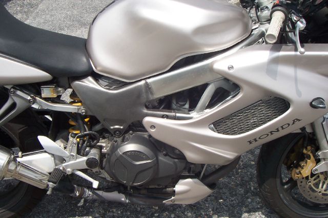 1999 Honda VTR 1000F Matrix S