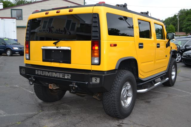 2003 Hummer H2 Scion XB