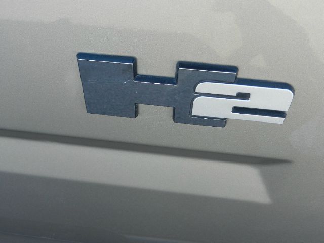 2003 Hummer H2 Scion XB