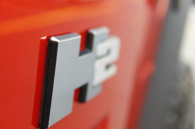 2003 Hummer H2 Scion XB