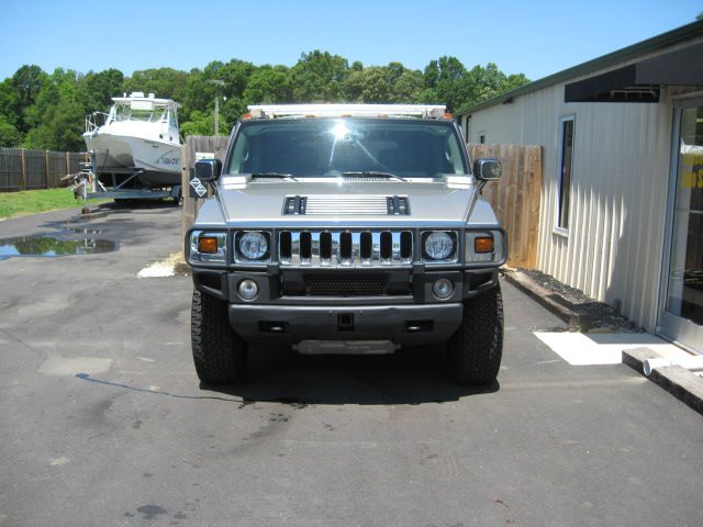 2003 Hummer H2 Scion XB