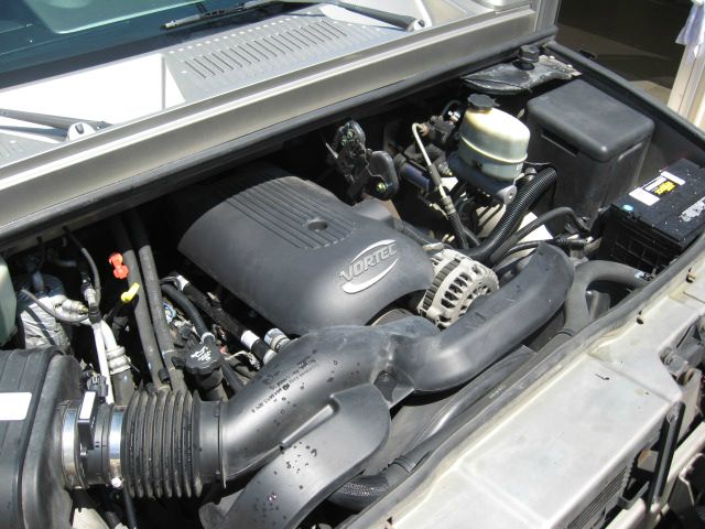 2003 Hummer H2 Scion XB