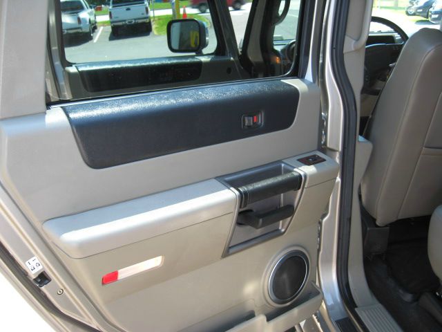 2003 Hummer H2 Scion XB