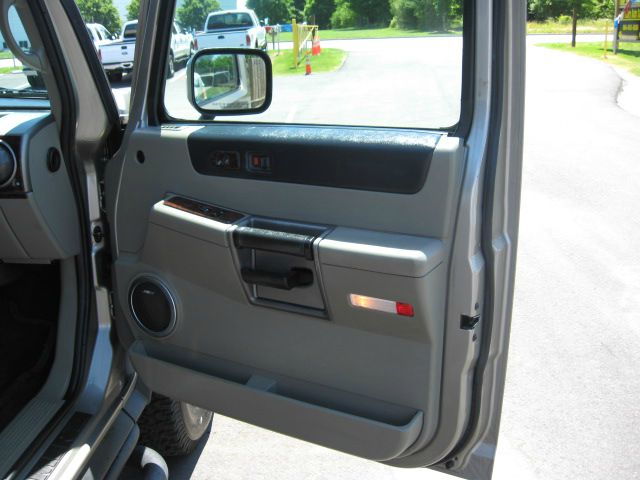 2003 Hummer H2 Scion XB