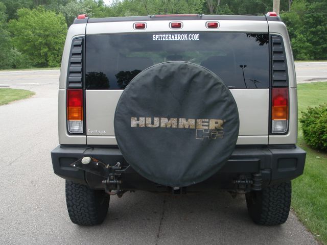2003 Hummer H2 Scion XB