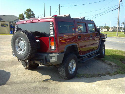 2003 Hummer H2 Scion XB