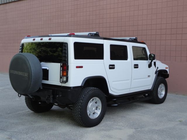 2003 Hummer H2 2007 Nissan Enthusiast