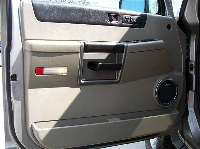 2003 Hummer H2 Unknown
