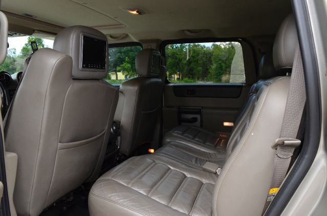 2003 Hummer H2 Scion XB