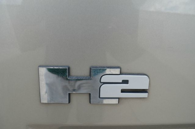2003 Hummer H2 Scion XB