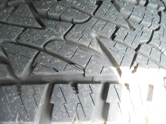 2003 Hummer H2 Scion XB