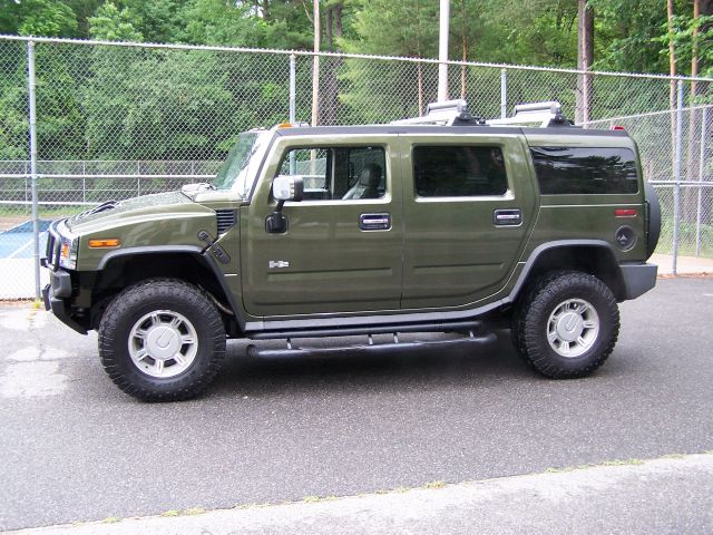2003 Hummer H2 SLT 25