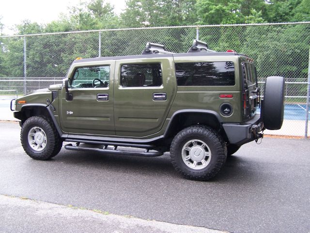 2003 Hummer H2 SLT 25
