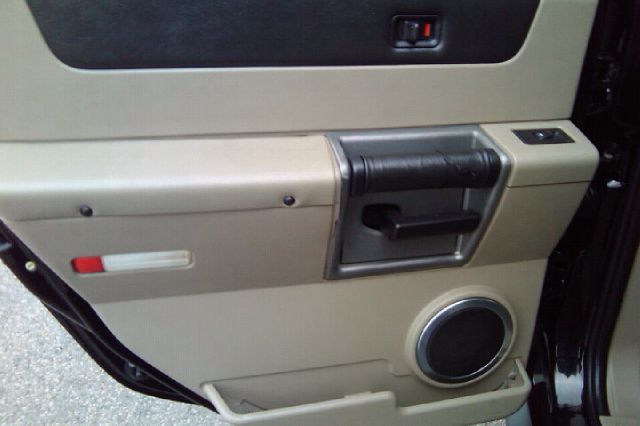 2003 Hummer H2 Scion XB