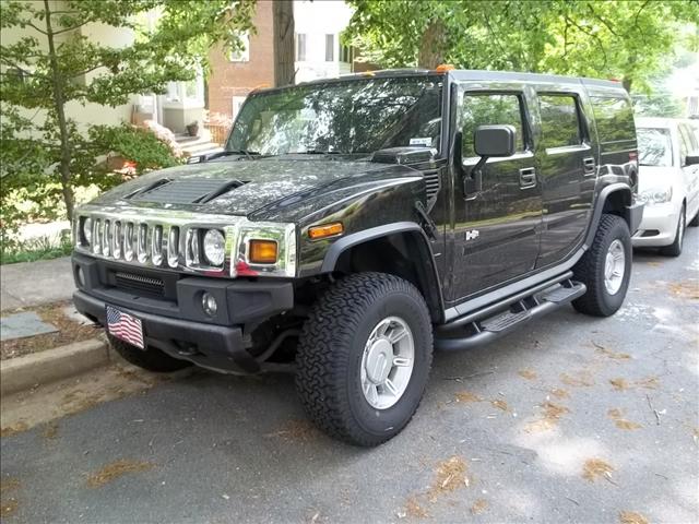 2003 Hummer H2 Bucket Lift
