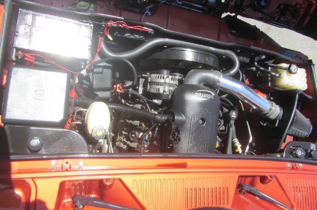 2003 Hummer H2 Scion XB