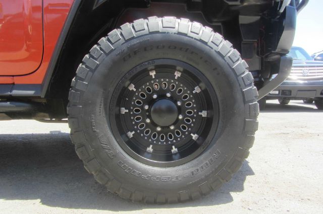 2003 Hummer H2 Scion XB