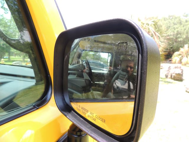 2003 Hummer H2 Unknown