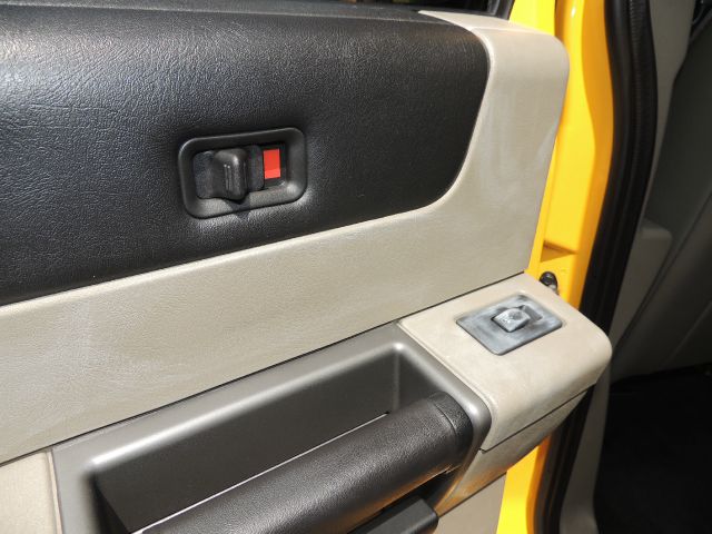 2003 Hummer H2 Unknown