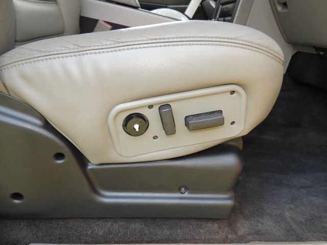 2003 Hummer H2 Unknown