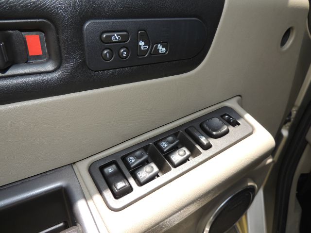 2004 Hummer H2 Unknown