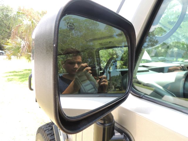 2004 Hummer H2 Unknown