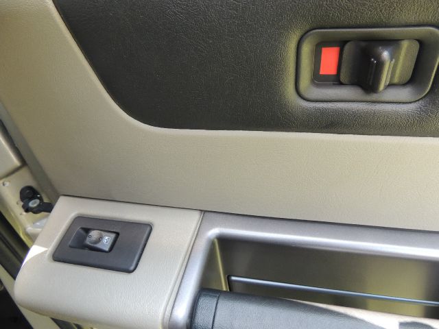 2004 Hummer H2 Unknown