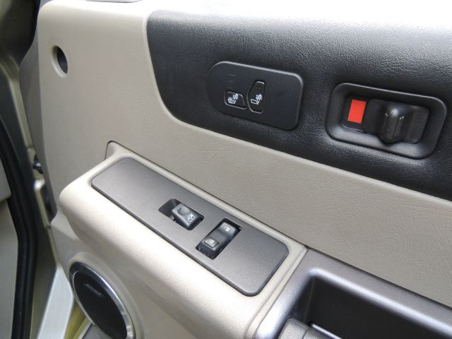 2004 Hummer H2 Unknown